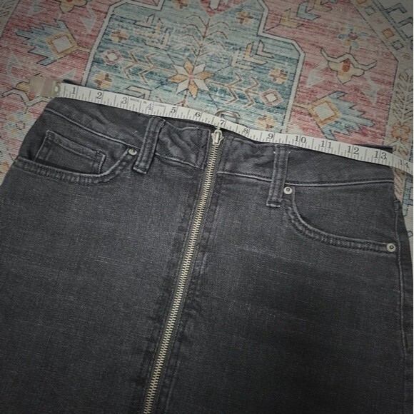 Y2K 90s Circle Zipperpull grunge dark wash black denim jean mini skirt cutoff - Picture 3 of 9